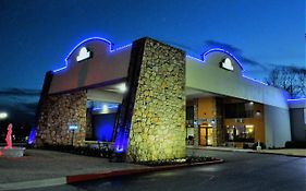 Days Inn By Wyndham Southern Hills/Oru